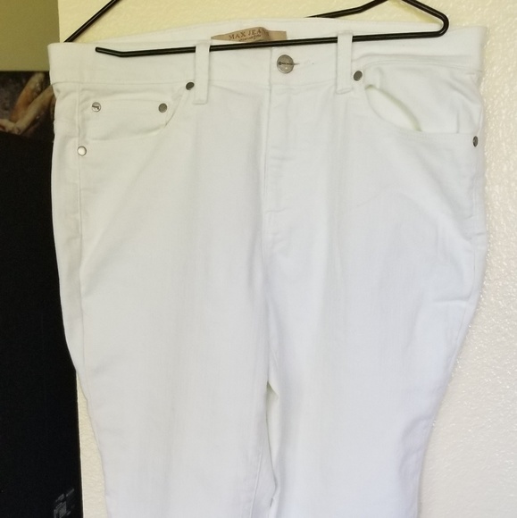 Max Studio Denim - Size 10 Max Studio Boyfriend Crop Ankle